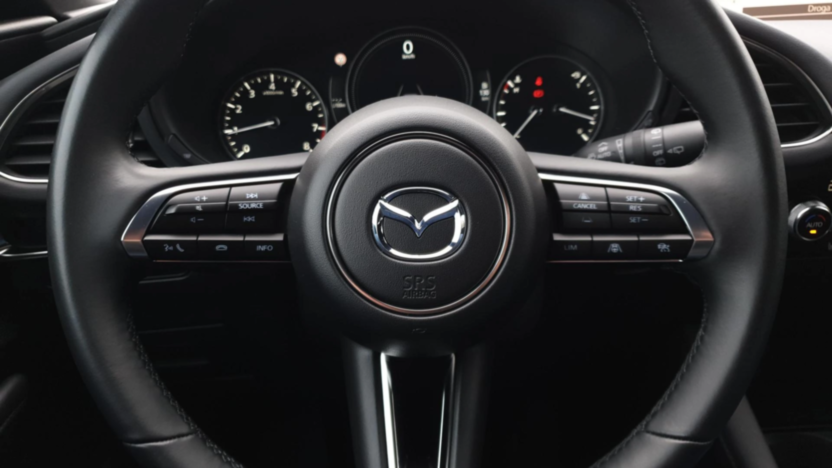 MAZDA 3 3 2.0 mHEV Exclusive Line aut