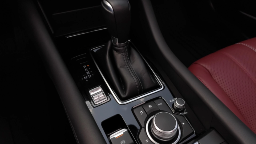 MAZDA 6 6 2.5 Homura aut