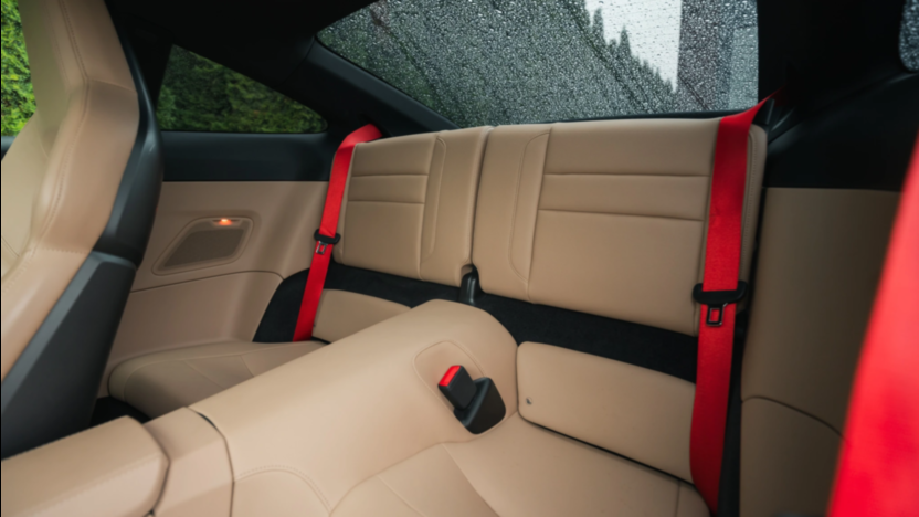 PORSCHE 911 911 Carrera 4