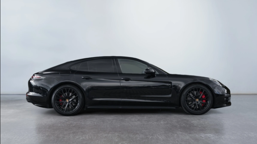 PORSCHE Panamera Panamera GTS GPF