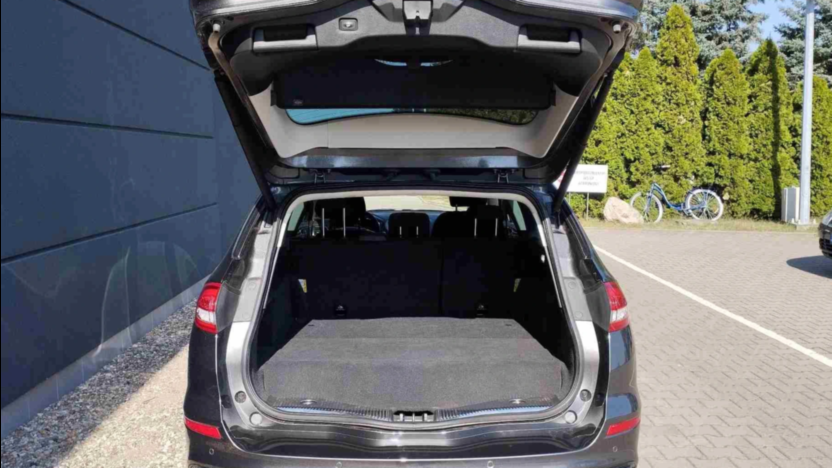 FORD Mondeo Mondeo 2.0 Hybrid Titanium