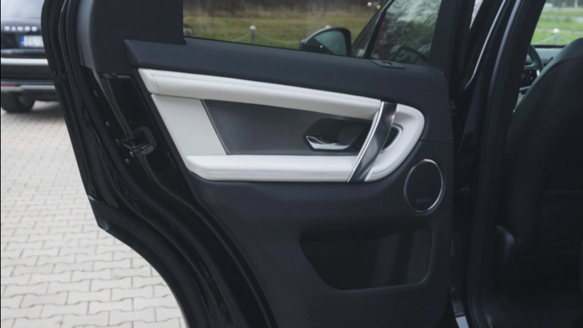 LAND ROVER Discovery Sport Discovery Sport 2.0 D200 mHEV Dynamic SE aut