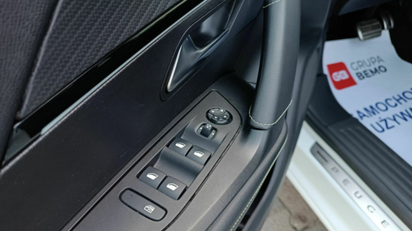 PEUGEOT 2008 2008 1.2 PureTech GT Line S&S