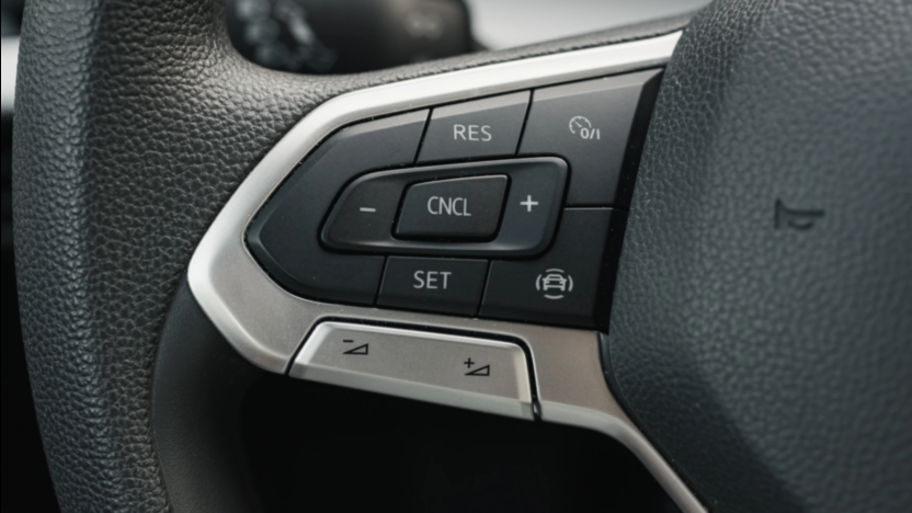 VOLKSWAGEN Golf Golf VIII 1.0 TSI
