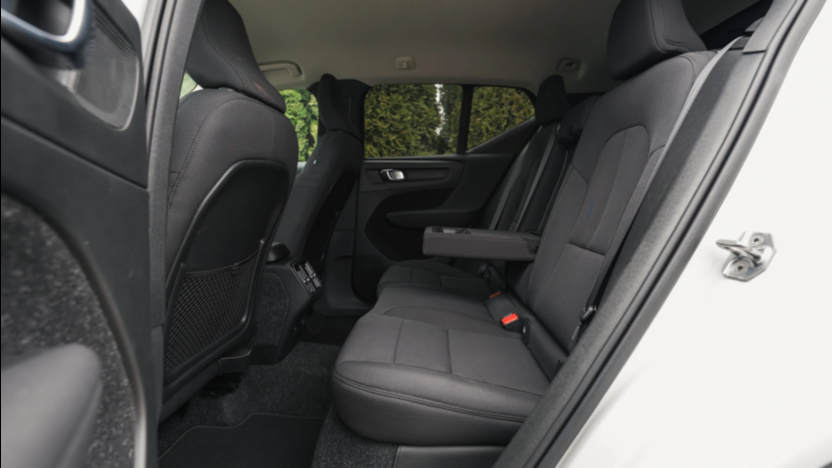 VOLVO XC40 XC40 T3 Momentum Pro aut