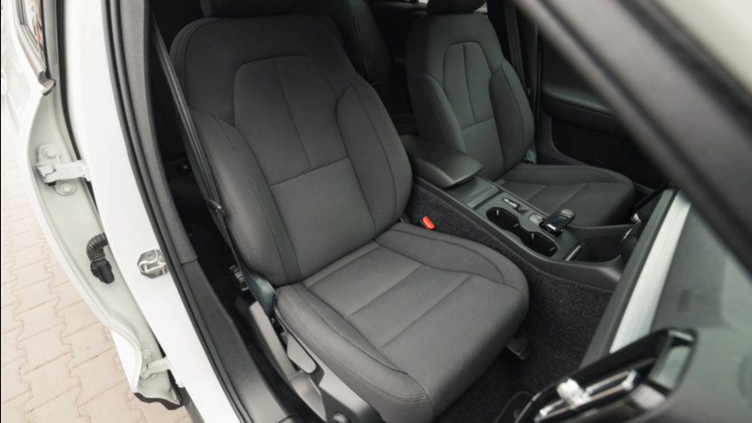 VOLVO XC40 XC40 T3 Momentum Pro aut