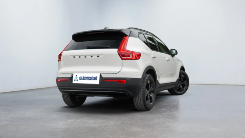 VOLVO XC40 XC40 T3 Momentum Pro aut