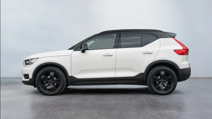 VOLVO XC40 XC40 T3 Momentum Pro aut