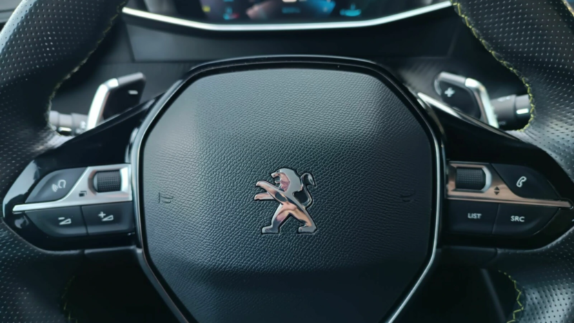 PEUGEOT 2008 2008 1.2 PureTech GT Line S&S