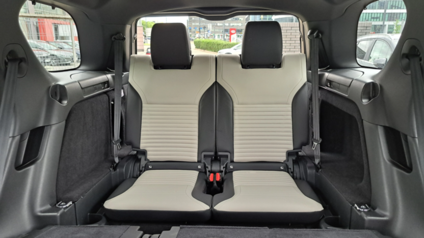 LAND ROVER Discovery Discovery V 3.0 D250 mHEV R-Dynamic S