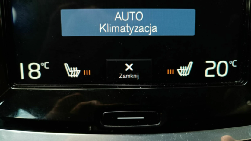 VOLVO V60 V60 T4 Momentum aut