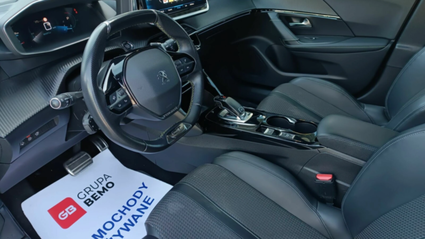 PEUGEOT 2008 2008 1.2 PureTech GT Line S&S