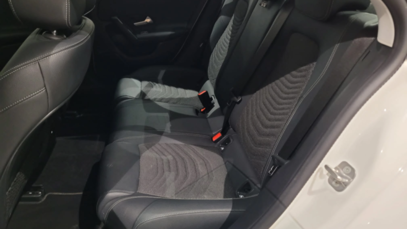 MERCEDES-BENZ CLA CLA 200 7G-DCT