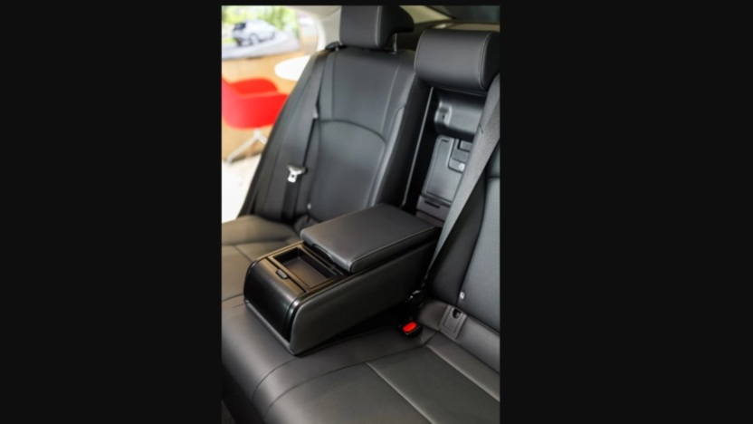 LEXUS ES ES 300h F Sport Design