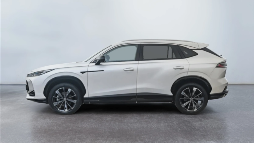 MG HS HS 1.5 T-GDI Excite DCT Nowy