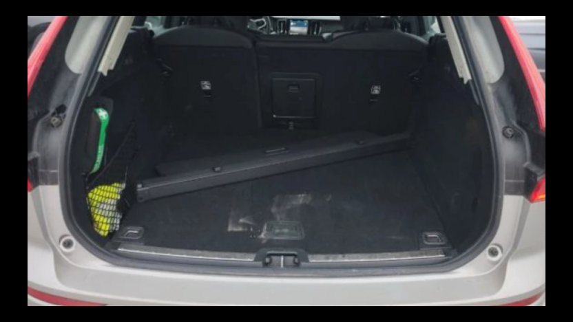 VOLVO XC60 XC60 B4 D AWD Plus Dark aut