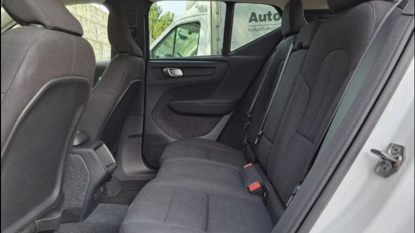 VOLVO XC40 XC40 T3 Momentum Core aut