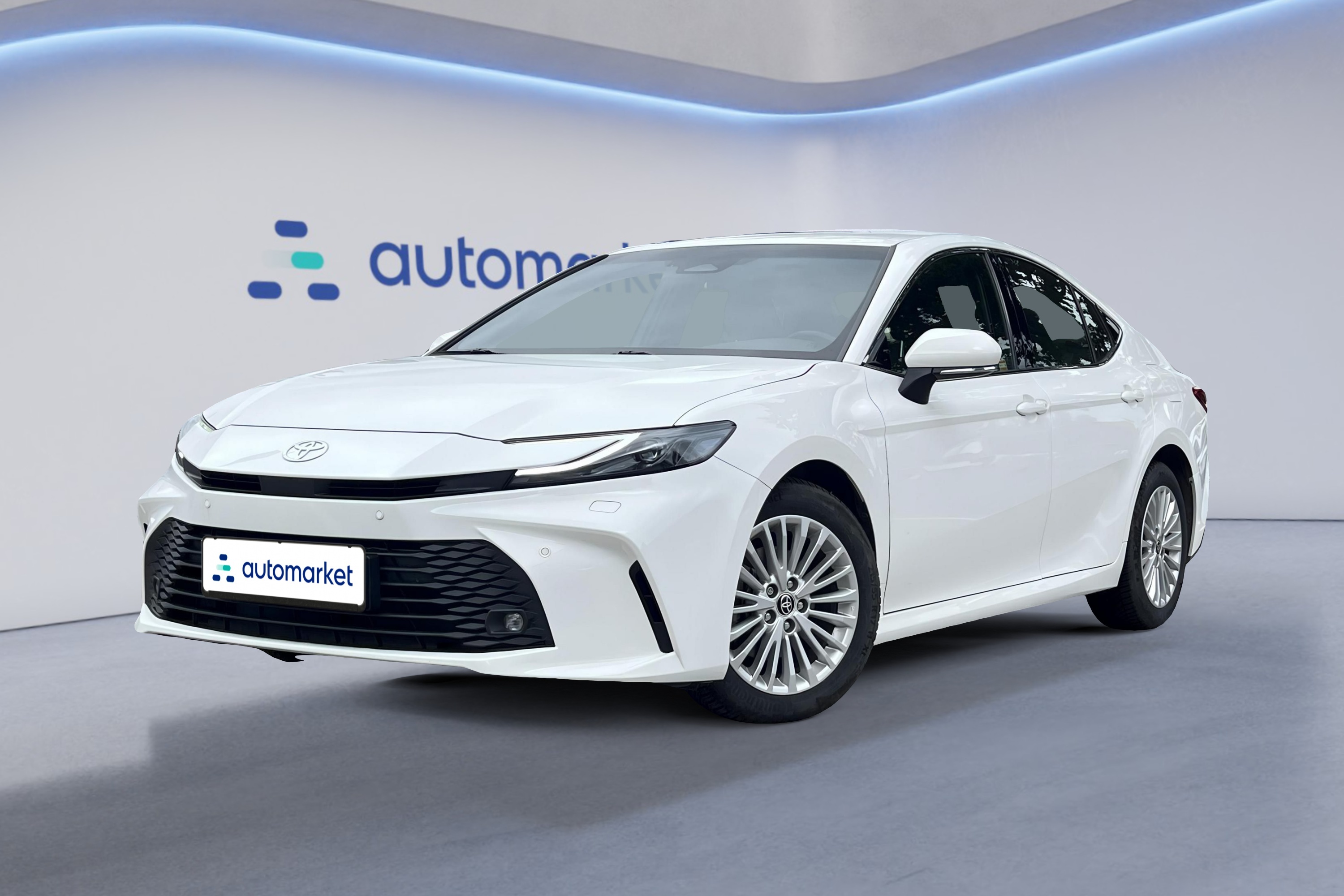 Toyota Camry — Automarket