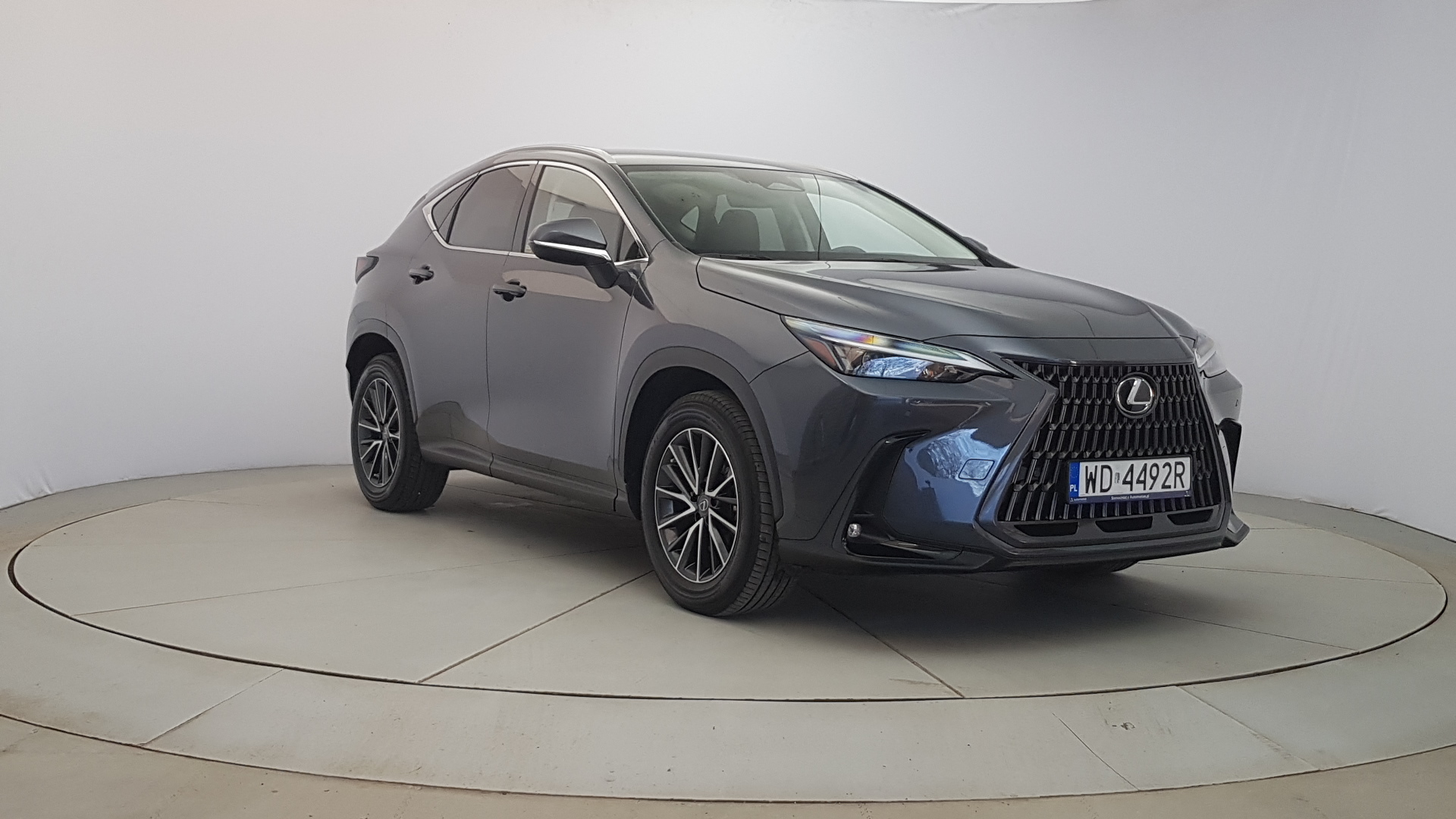 Lexus NX 2022