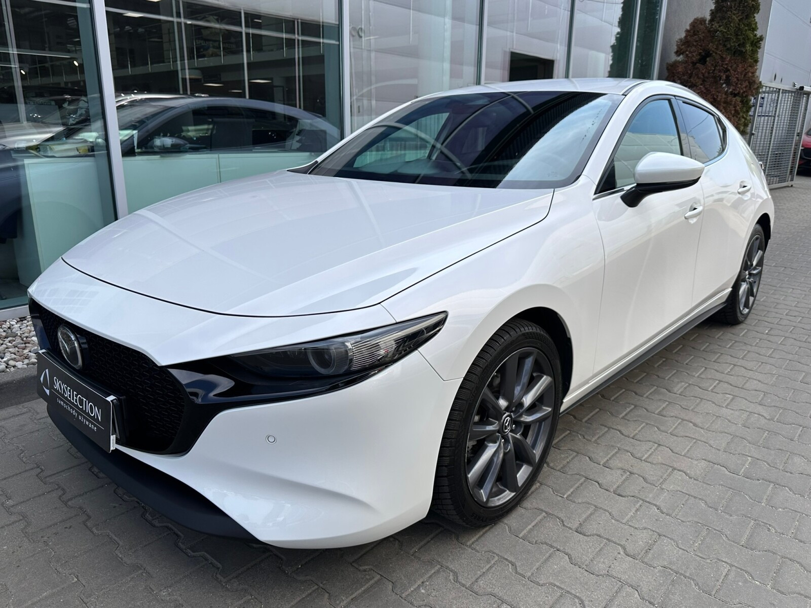 Mazda 3 — Automarket