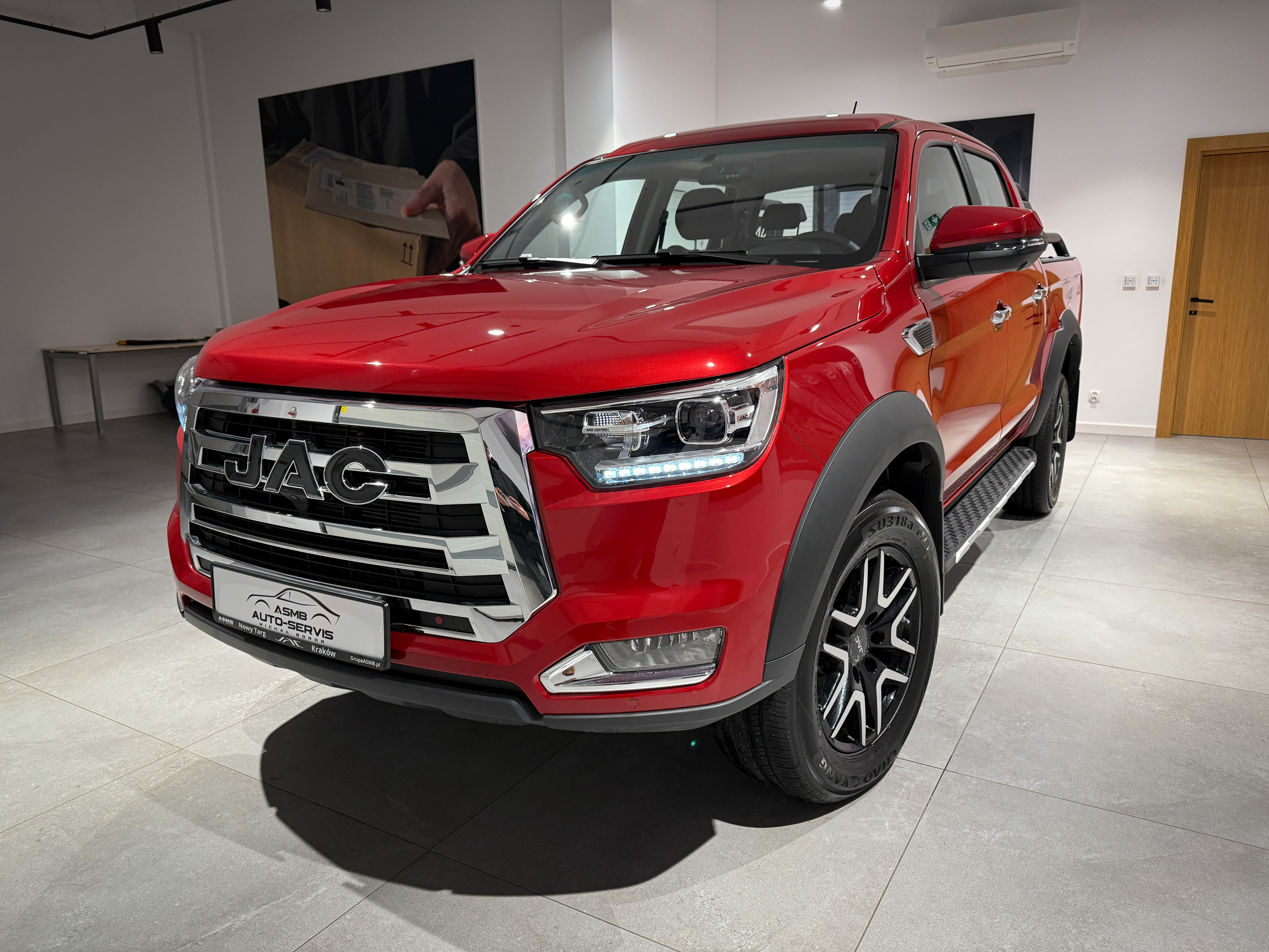 Jac T8 PRO