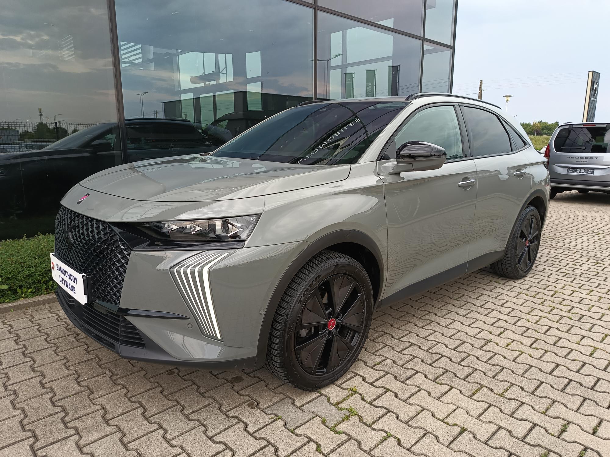 DS DS7