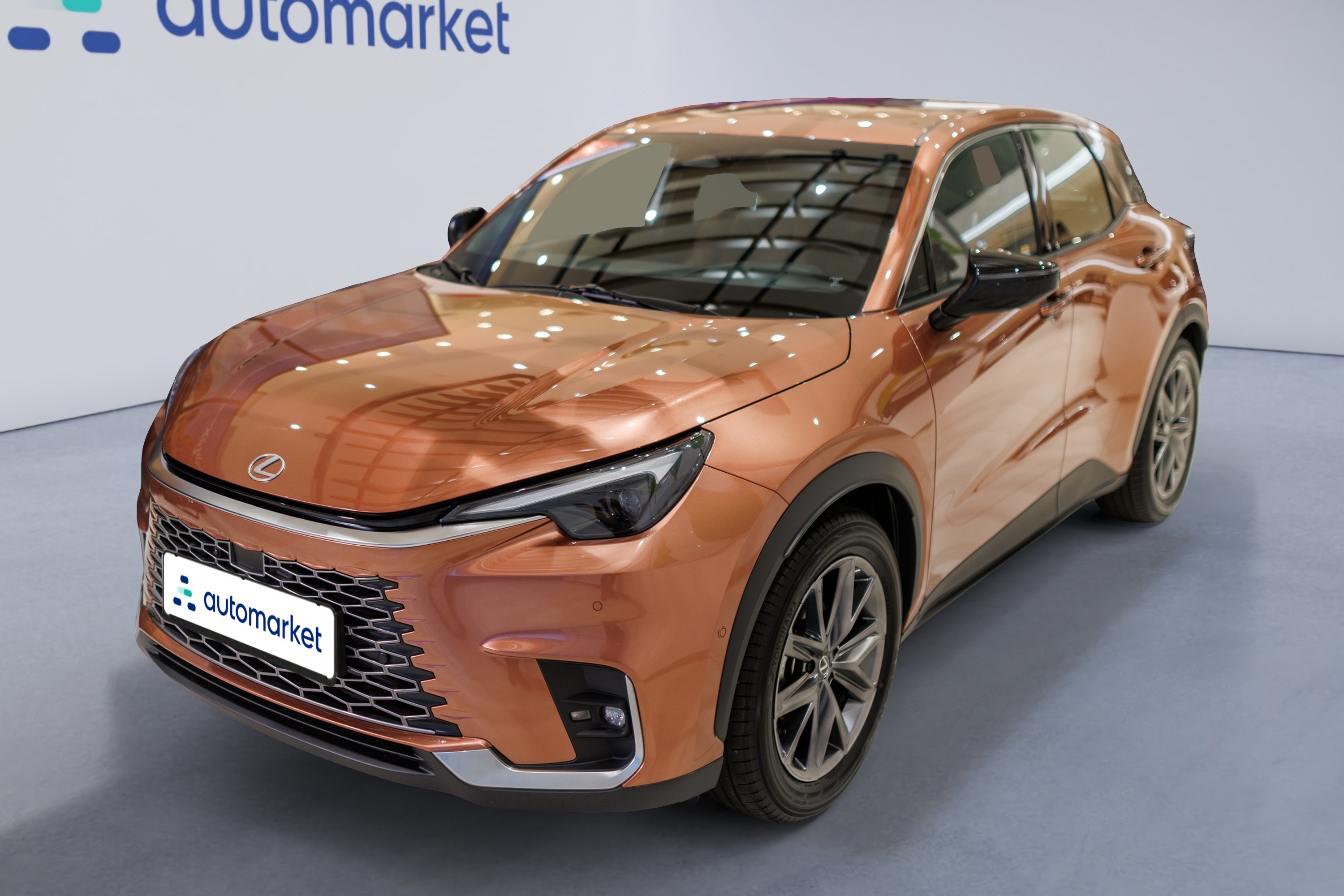 Lexus LBX — Automarket