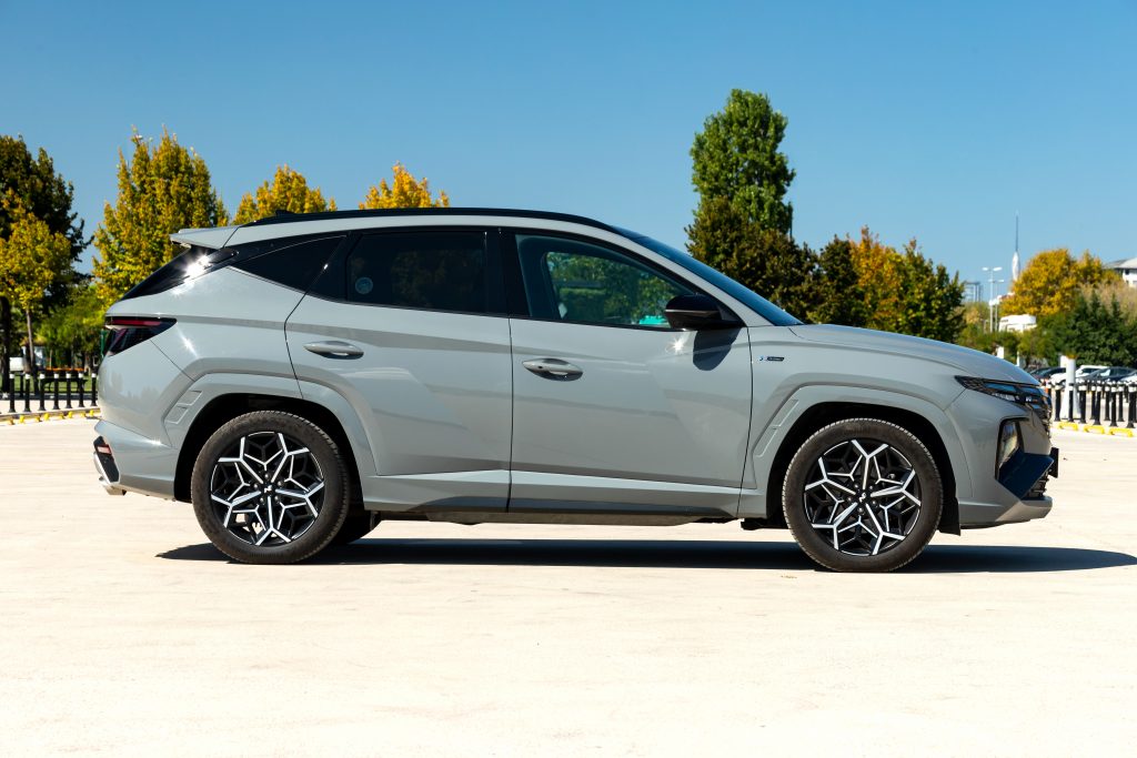 SUV: Hyundai Tucson