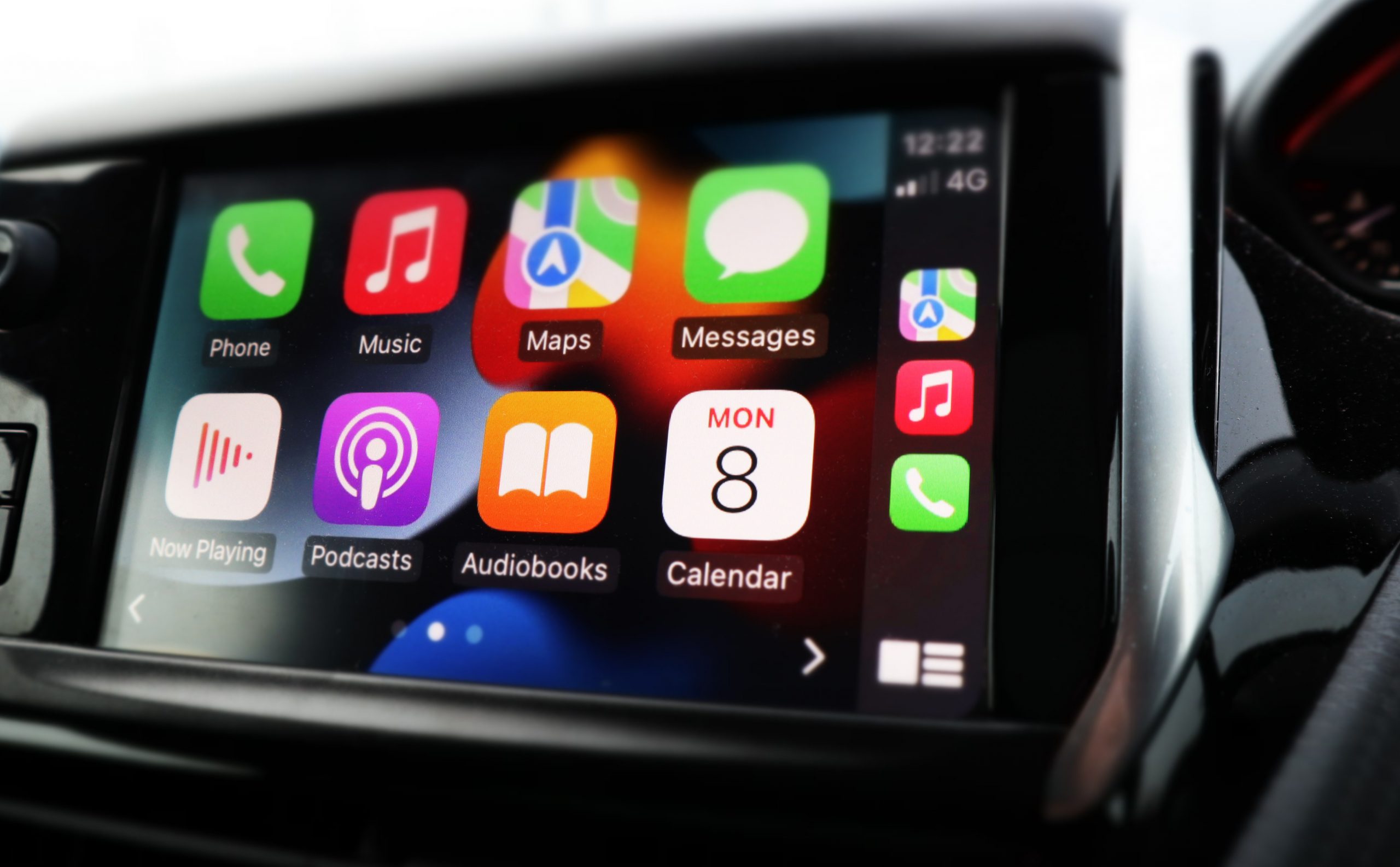 Android Auto i Apple CarPlay - dowiedz się jak działają